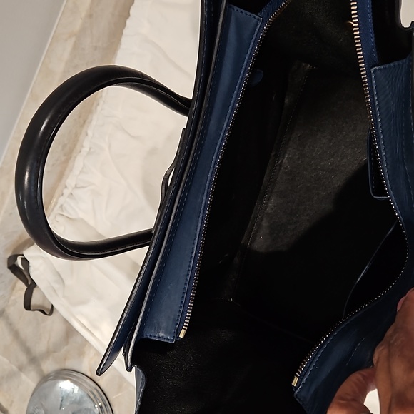 Blue and black Céline medium tote - Picture 7 of 12